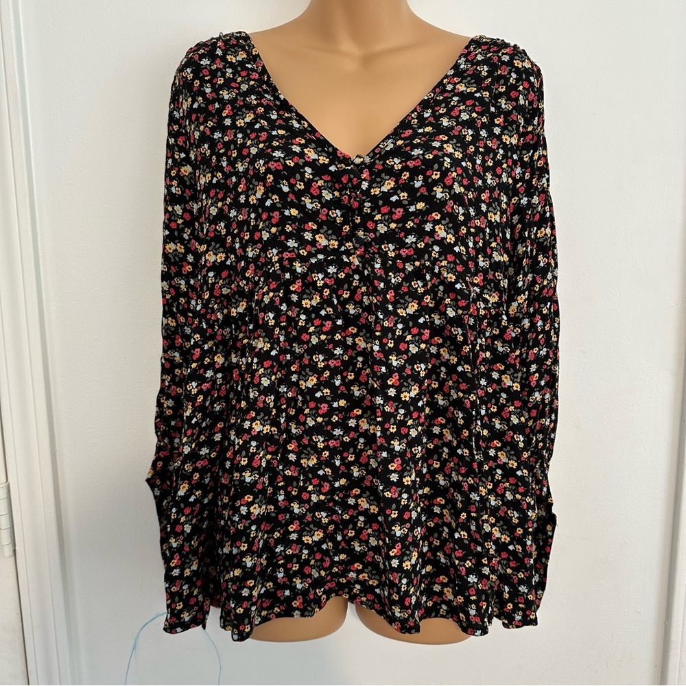 The Nines by HATCH Black Floral V-Neck Blouse